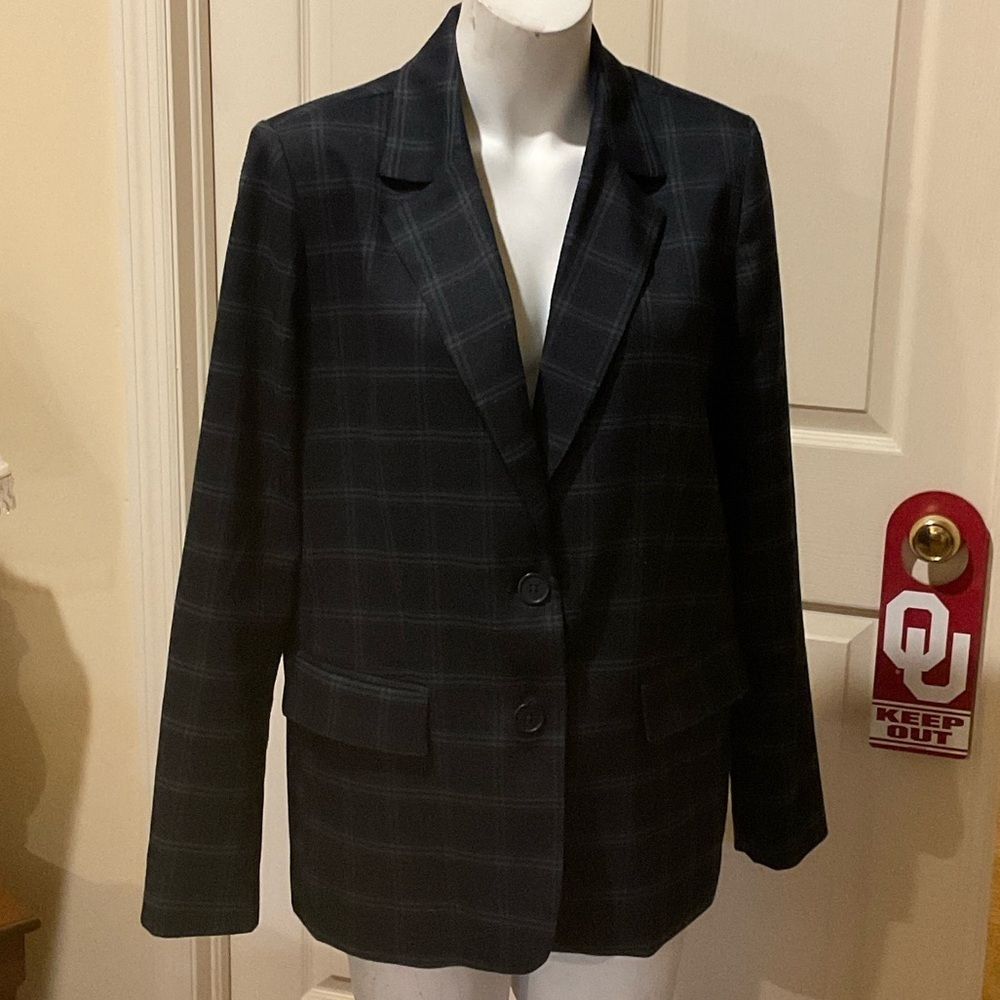 Steve Madden Dark Checkered Blazer. Size Medium. Nearly new.
